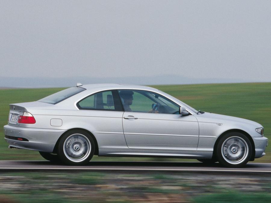  BMW 330Cd Coupe 2003 года  (фото 2 из 12)